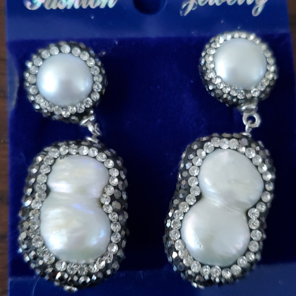 STERLING SILVER PEARL EARRINGS